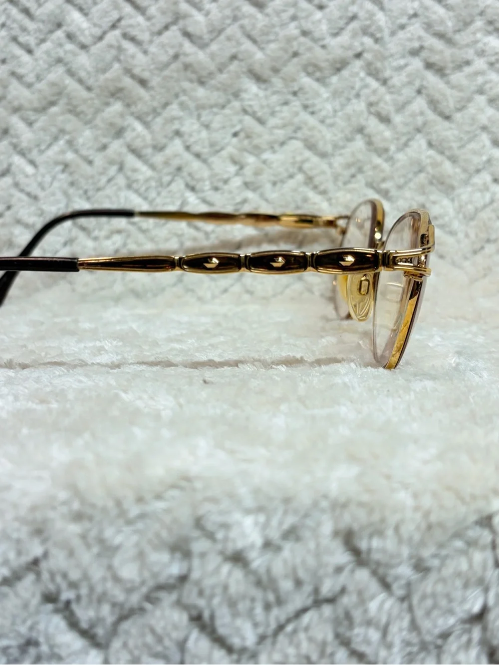 Vintage Tura‎ Gold Tortoise Oval Glasses Frames Only Librarian Chic Officecore